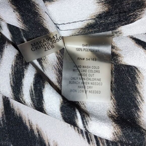 Calvin Klein animal print button down long sleeve blouse  Sz XL  NWOT - Picture 5 of 6